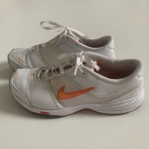 Nike Sneakers White and Orange Size 5.5